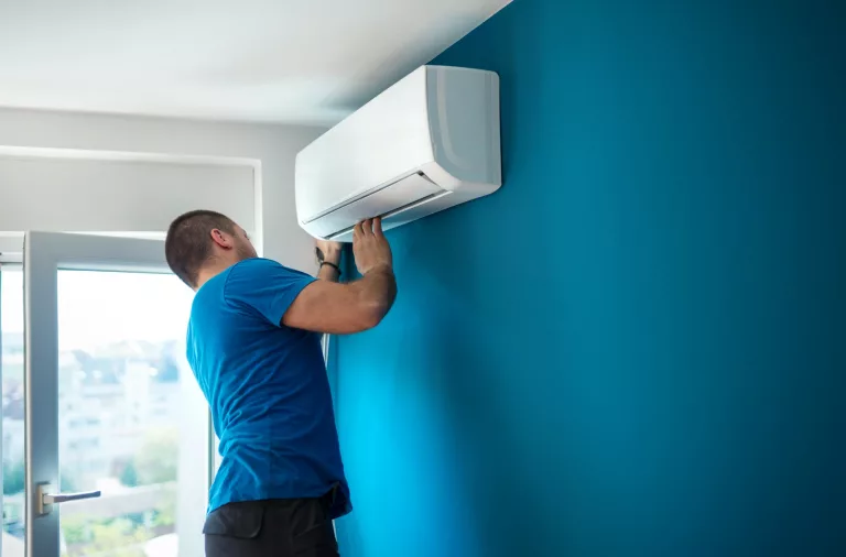 Air Conditioning Installer